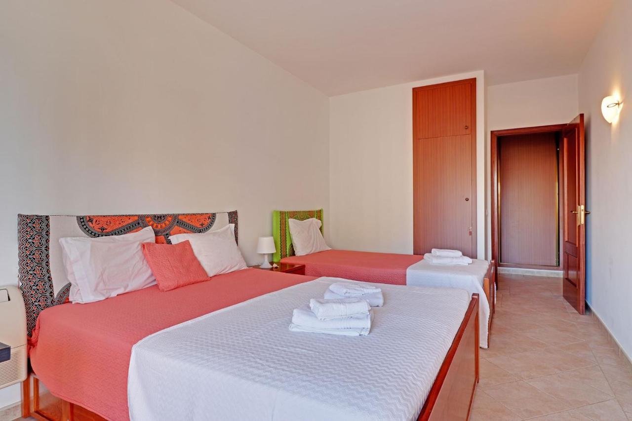 Praia Da Rocha Central 1 With Pool By Homing Portimao Exterior photo