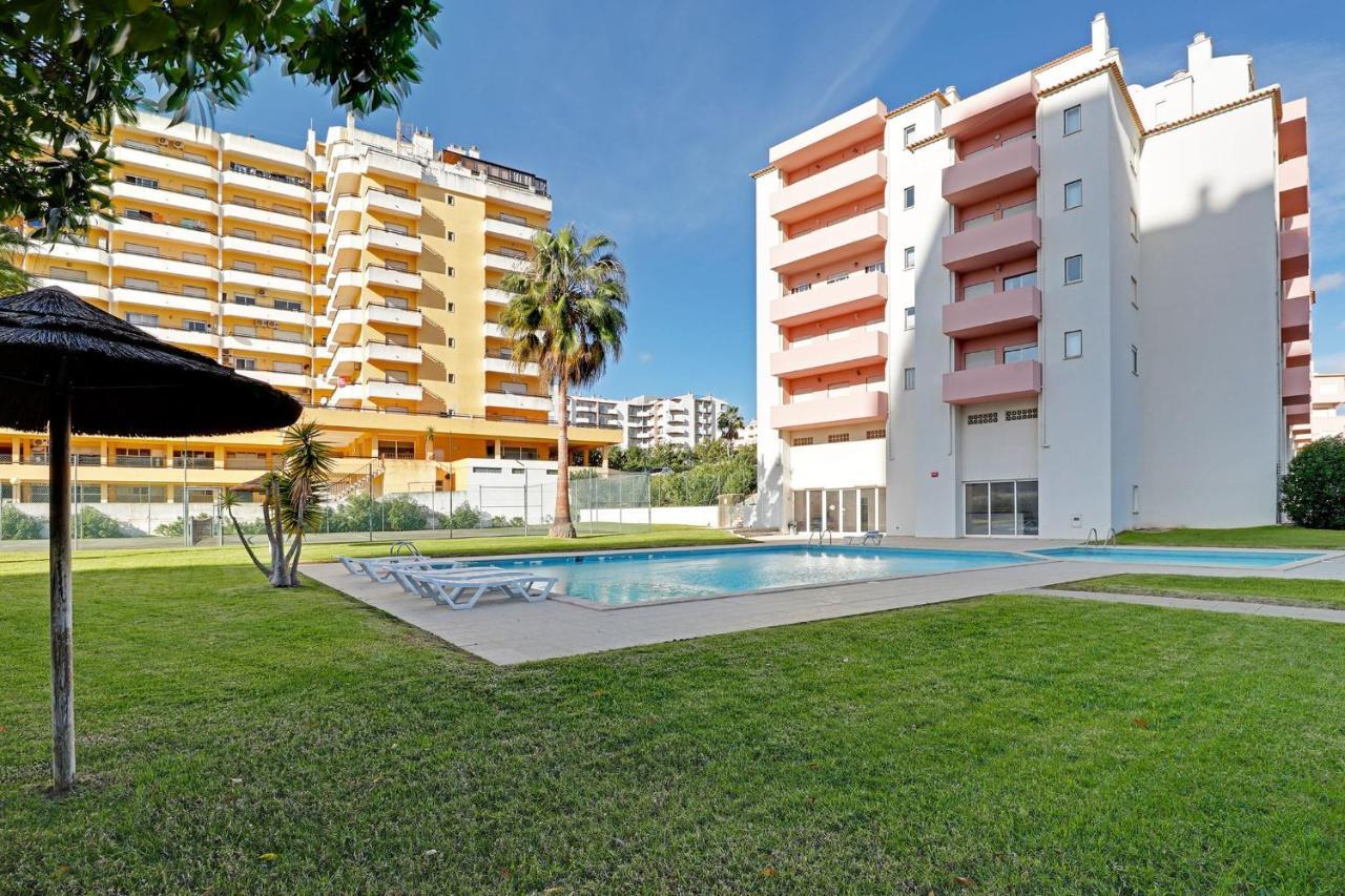 Praia Da Rocha Central 1 With Pool By Homing Portimao Exterior photo